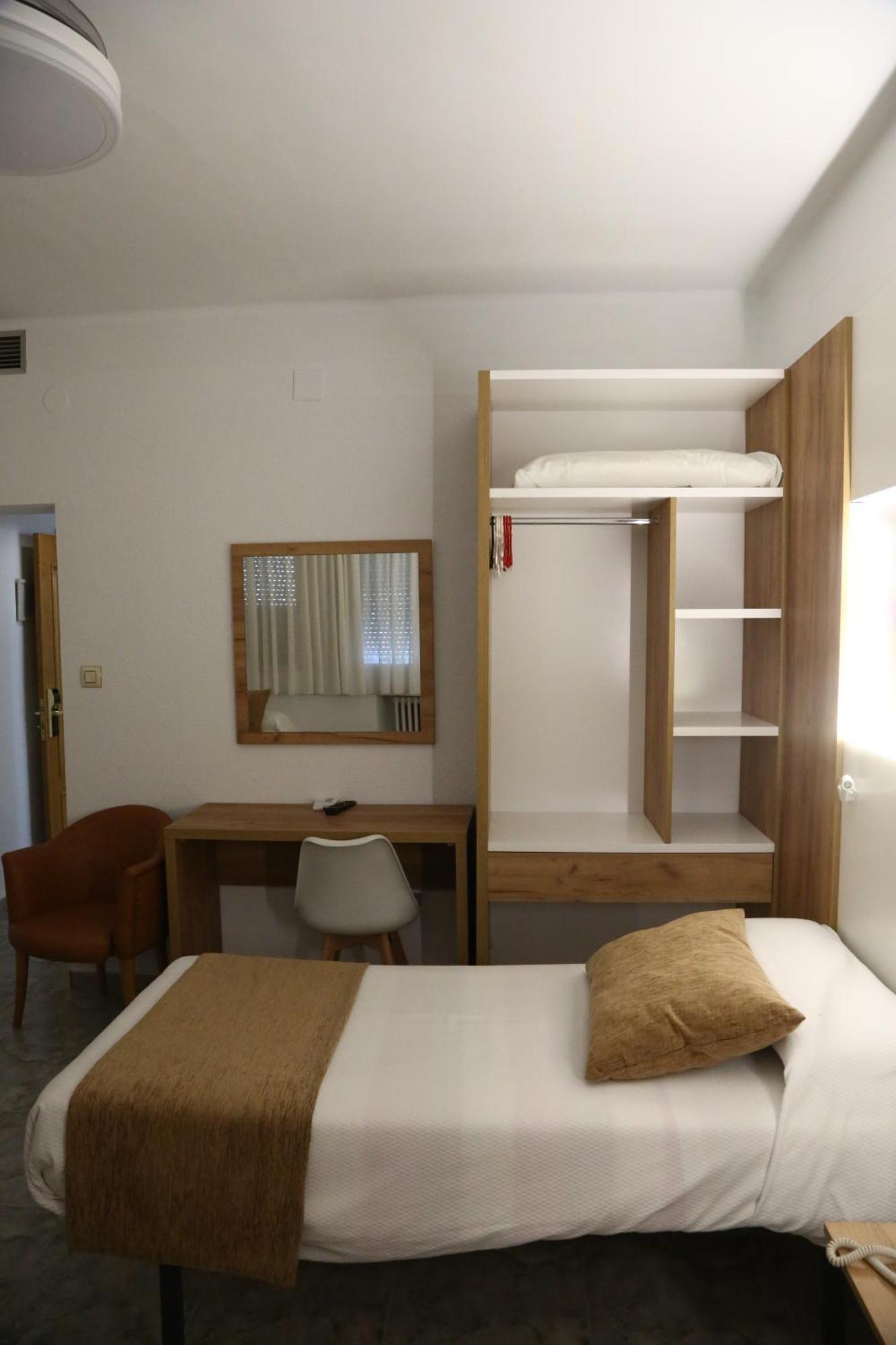 Hostal Real Plasencia Esterno foto