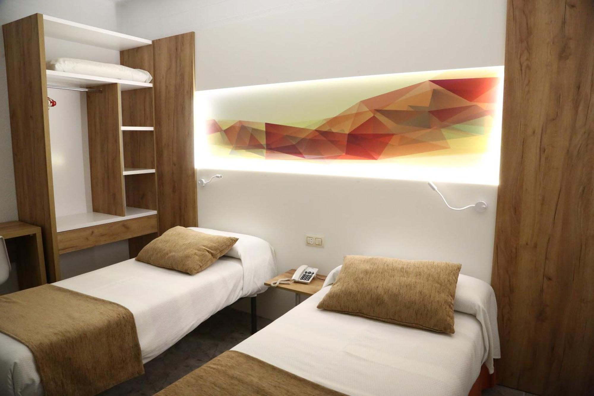 Hostal Real Plasencia Esterno foto