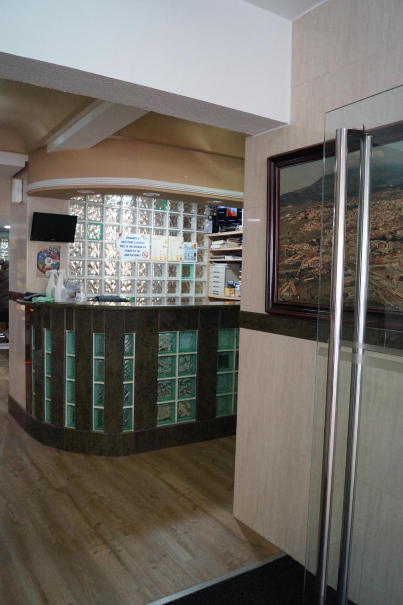 Hostal Real Plasencia Esterno foto